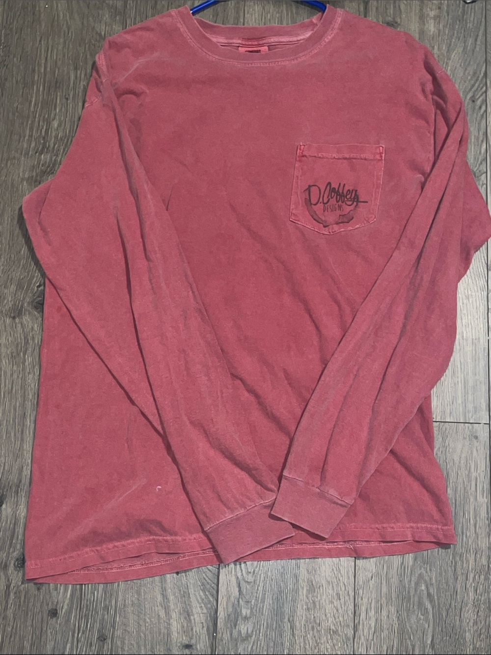 Comfort colors size medium Long Sleeve Pocket Tee - Dusty Red